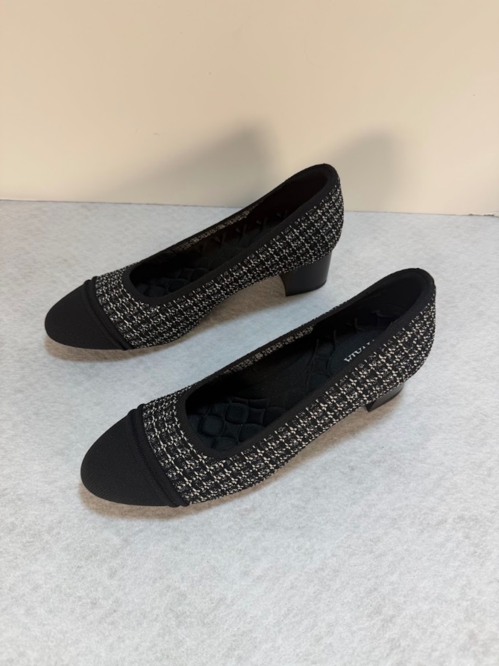 VIVAIA Women's Knit Block Heel Pumps Black White Tweed Size EU 41 US 10.5